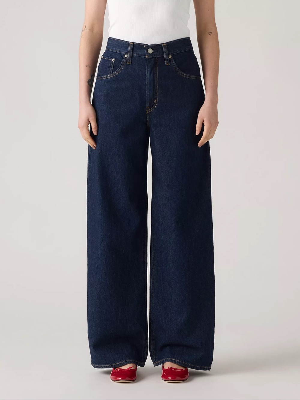 Levi's Cinch Baggy Lightweight Jeans - Picture 5 of 6